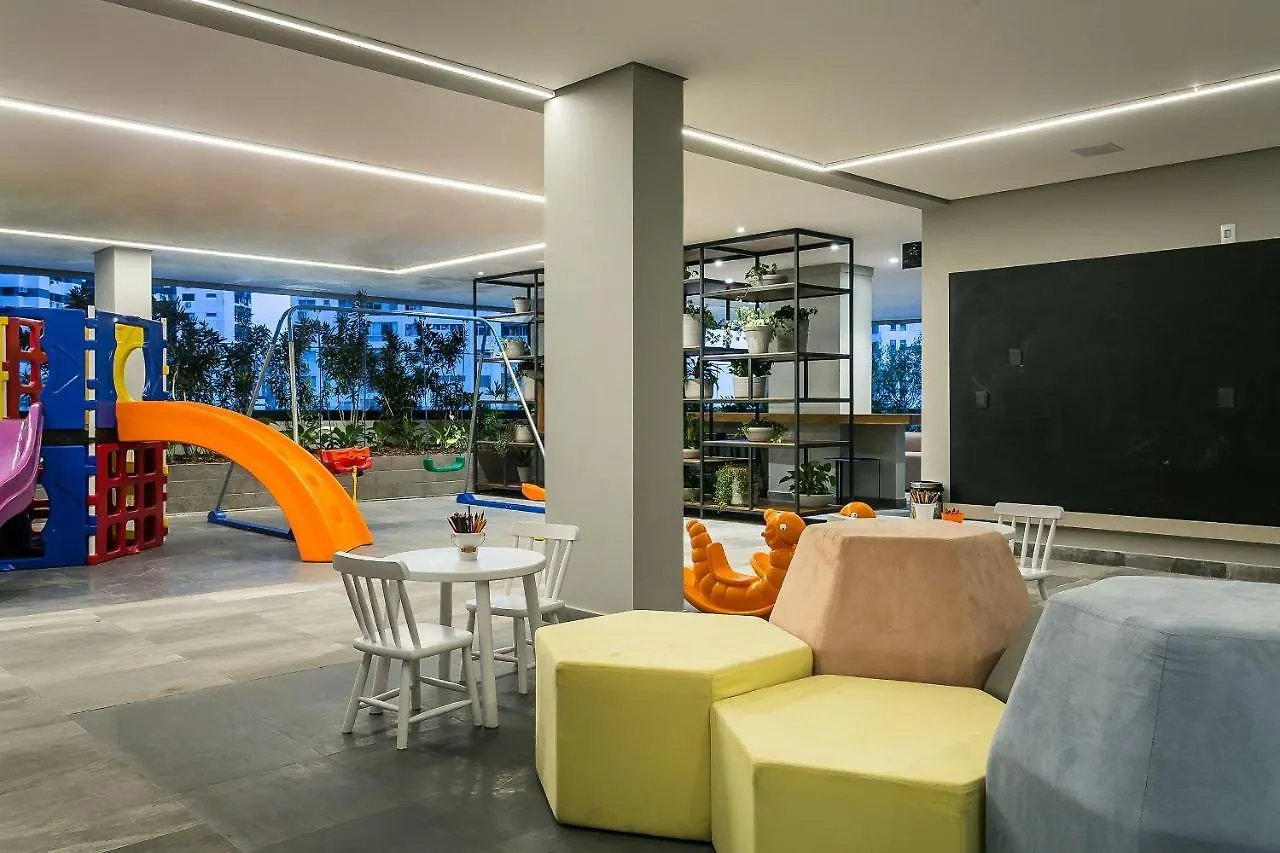 Vista mar, confortável e aconchegante em condomínio com infraestrutura de clube CA25 Florianópolis Apartamento
